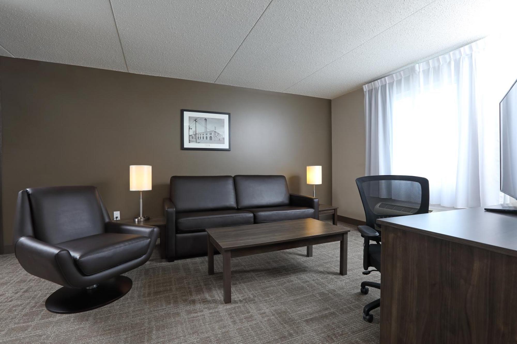 Canad Inns Destination Centre Brandon Exteriör bild